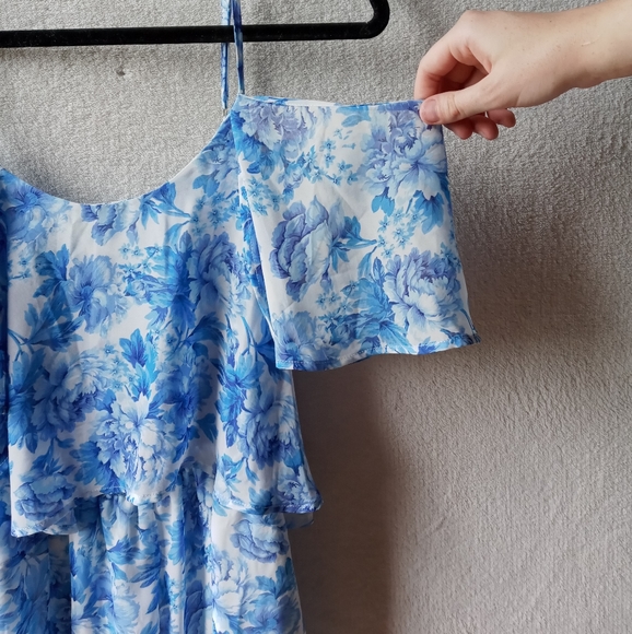 Show Me Your Mumu Quinn Floral Cold-Shoulder Romper - Picture 5 of 12